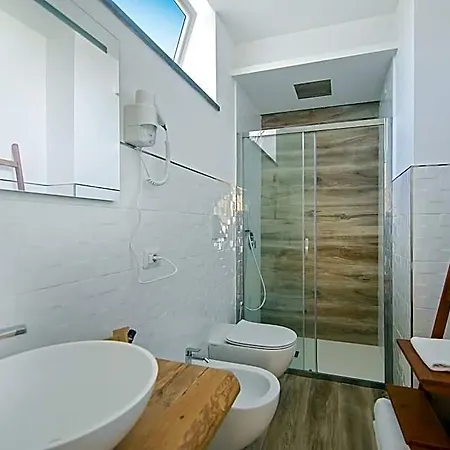 Casa Cristina Alojamento de Acomodação e Pequeno-almoço 4*