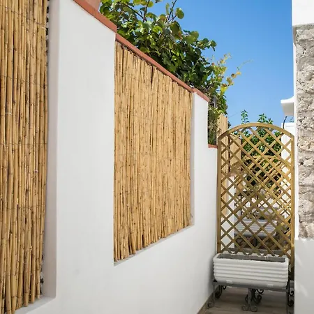 Bed & Breakfast Casa Cristina 4*